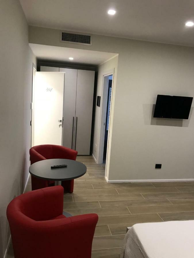 Roma Rooms 安科纳 外观 照片