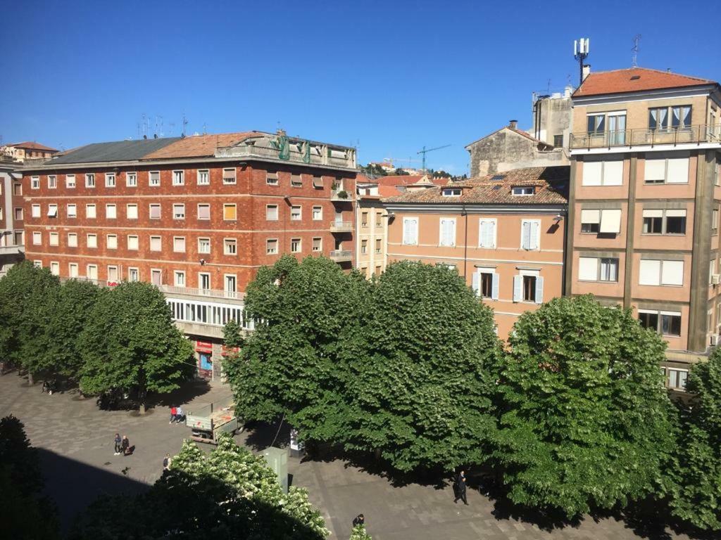 Roma Rooms 安科纳 外观 照片
