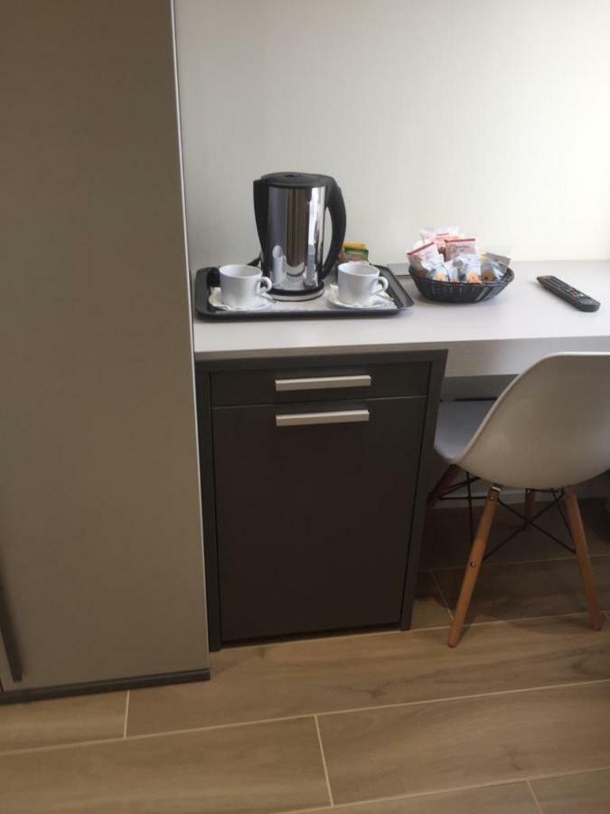Roma Rooms 安科纳 外观 照片